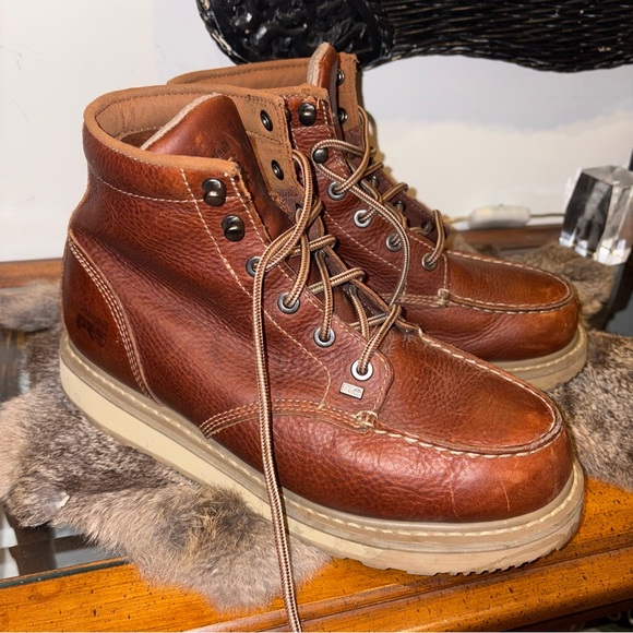 Timberland Leather Men's Boots size 9.5W - Picture 1 of 10